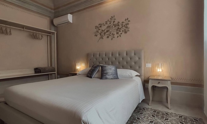 Pisa City Centre Bed & Breakfast | Guest Rated 10/10: Lo Strullo Minisuite with Breakfast