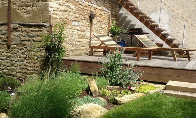 Plogastel-Saint-Germain House | Relax at Loargann Chambres d'Hotes with Spa & Restaurant