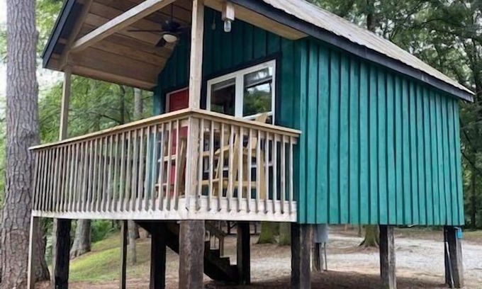 Juliette House | Discover Ocean View Comfort at Loblolly Green Hotel
