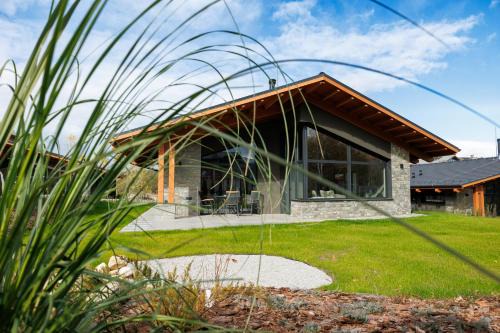 Razlog Villa | Perfect Oceanfront Retreat at Local Stay Villas - Pet Friendly