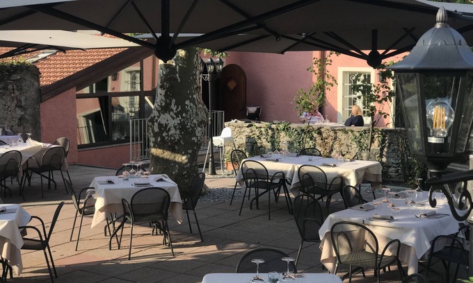 Colico Piano Hotel | Exceptional Stay at Locanda Capolago with Family-Friendly Amenities