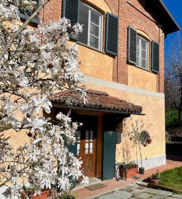 Capriata d'Orba House | Discover Locanda del Glis glis: Pet-Friendly Retreat