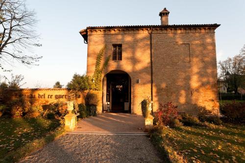 San Pietro in Cerro House | Exceptional Stay at Locanda Del Re Guerriero - 4 Stars