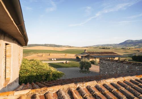 Gallina House | Discover Locanda in Tuscany: 4-Star Pet-Friendly Oasis