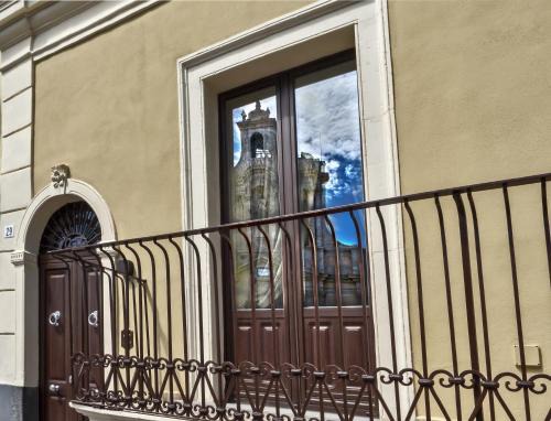 Aci Sant'Antonio Bed & Breakfast | Pet-Friendly Locanda Sant'Antonio with Top Guest Ratings