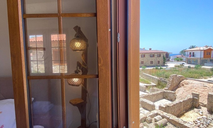 Ancient Side Apartment | Prime Location in the Heart of Side Antique City