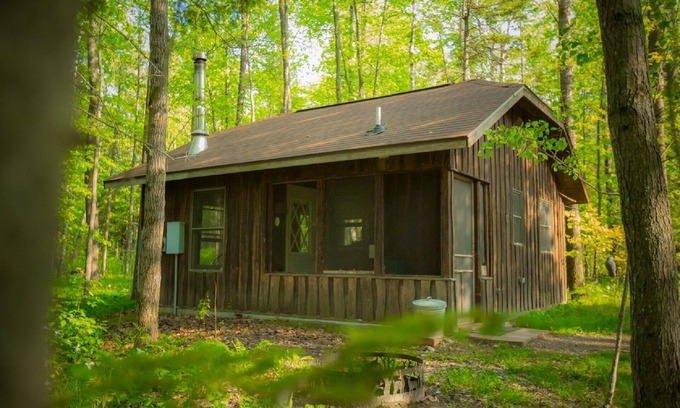 Finlayson Cabin | Discover Tranquility in Solana State Forest Retreat
