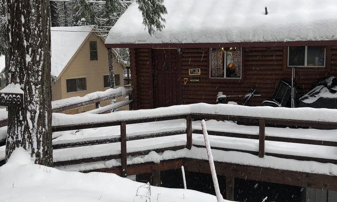 Long Barn Cabin | Relaxing Retreat Minutes from Dodge Ridge & Pinecrest Lake