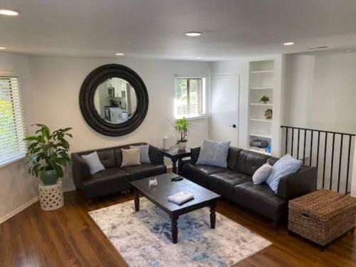 Mar Vista Apartment | Prime Location in the Heart of West Side with Family Amenities