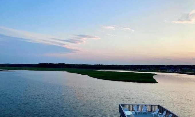 Wells Beach Condo | Oceanfront Harborside Condo #18: Steps from Wells Beach