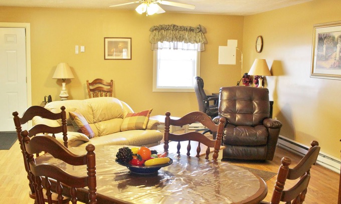 Massena Apartment | Relaxing Retreat by the St. Lawrence River with Spa Amenities