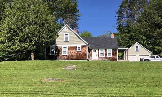 Littleton House | Idyllic Retreat Near Park, Hiking & Main St Attractions