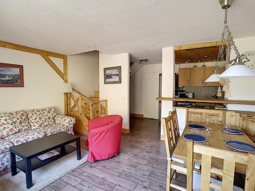 Saint-Jean-dʼAulps Apartment | Spacious Apartment with Balcony in Saint Jean d'Aulps