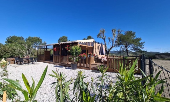 Pierrefeu-du-Var House | Serene Getaway at Location Calme with Pool & Family Amenities