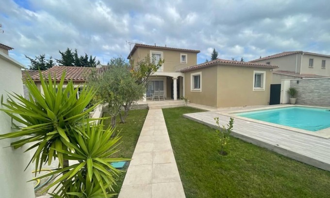 Beaucaire Villa | Location Dans le sud Avec Piscine
