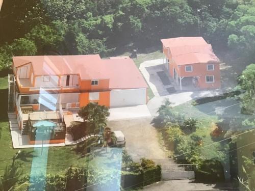 Le Bourg House | Cozy Rentals with Pool and Pet-Friendly Amenities