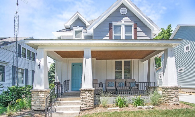 South Haven House | Prime Location with Unique Design & Scenic Ocean Views