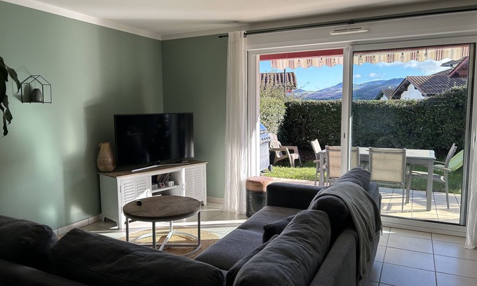 Saint-Pee-sur-Nivelle House | Relaxing Retreat at Maison St Peu: Quiet, Near the Lake