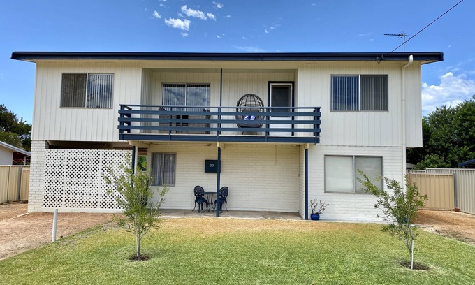 Jurien Bay House | Prime Location Awaits with Free WiFi and Ocean Views