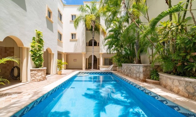 Gonzalo Guerrero Condo | Prime Beachside Condo with Ocean View and Pool Access