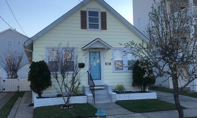 North Wildwood House | Prime Location in North Wildwood - Pet Friendly Oasis