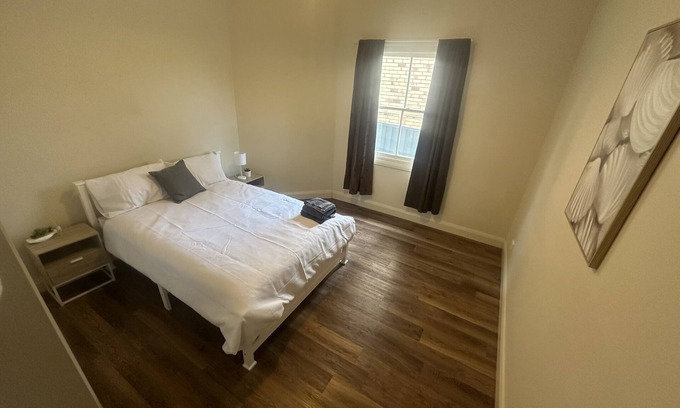 West Tamworth House | Ideal 3 Bedroom House in West Tamworth for Families