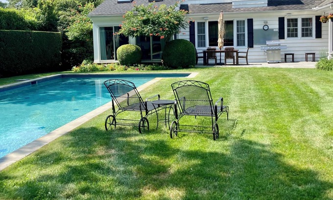 Bellport House | Ideal Family Retreat Near Beach with Private Pool & Ocean View