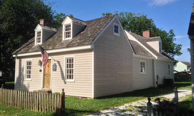 St. Michaels Cottage | Prime Location Awaits at W Melson House in St Michaels