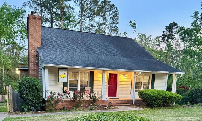 National Hills House | Prime Location Perfect for Master’s Week Getaway