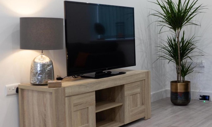 Luton Apartment | Visit Luton: Top-Rated Child-Friendly Hotel Experience
