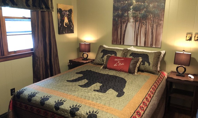Lake Harmony Estates House | Ideal Getaway Near Lake Harmony with Pet-Friendly Perks