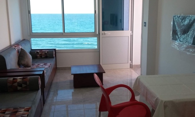 d'har ayed Apartment | Oceanfront Escape at Location S Plus 1 Front de Mer