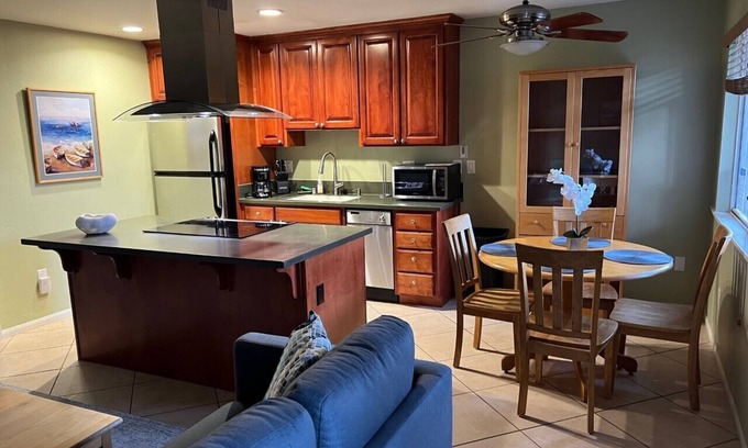 Carlsbad Village Condo | Prime Location Steps from the Beach in Carlsbad Village!