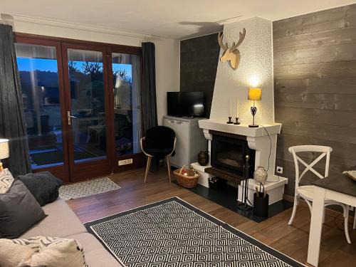 Greolieres les Neiges Apartment | Idyllic Location Studio with Garden in Hameau II