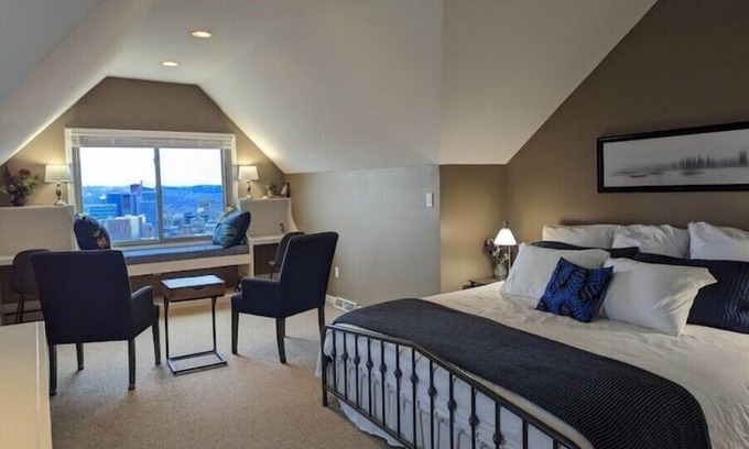 Mount Washington House | Experience Comfort and Scenic Views at The Boma, 3b2b