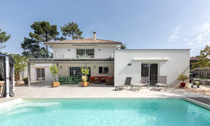 Mimizan-Plage Villa | LOCATION VILLA MIMIZAN PLAGE 10 PERSONNES 5 CHAMBRES 3 SALLES D'EAU PISCINE SPA