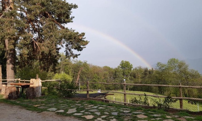 Roccabruna Apartment | Pet-Friendly Retreat at Locazione Turistica Aquila Bianca