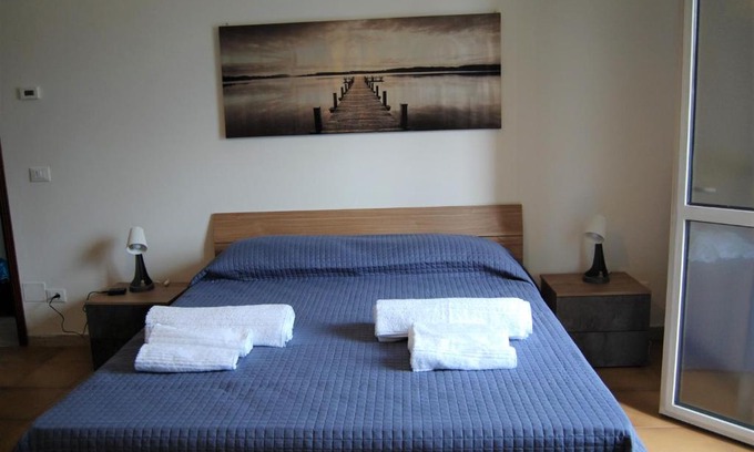 Padova Apartment | Relax at Elite Parco Brentelle B&B with Hot Tub Access