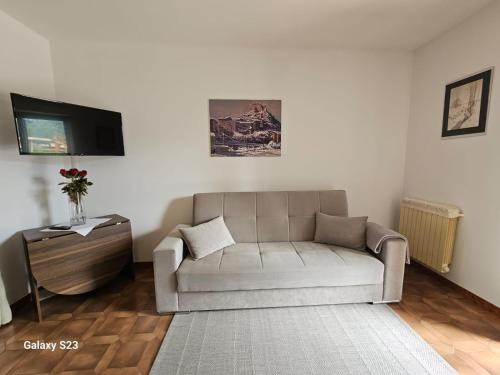 Brossasco Apartment | Discover Varaita-Brossasco: Pet-Friendly Oceanfront Retreat