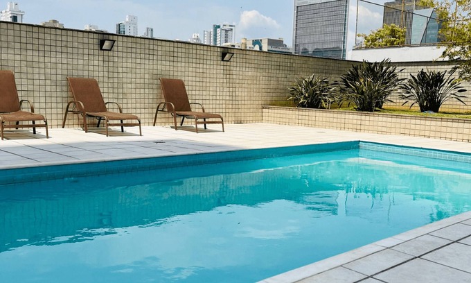 Barro Preto Apartment | Budget-Friendly Stay at Locking's Barro Preto 7 with Pool