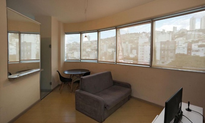 Funcionarios Apartment | Discover Locking's Funcionarios I: Pet-Friendly Retreat