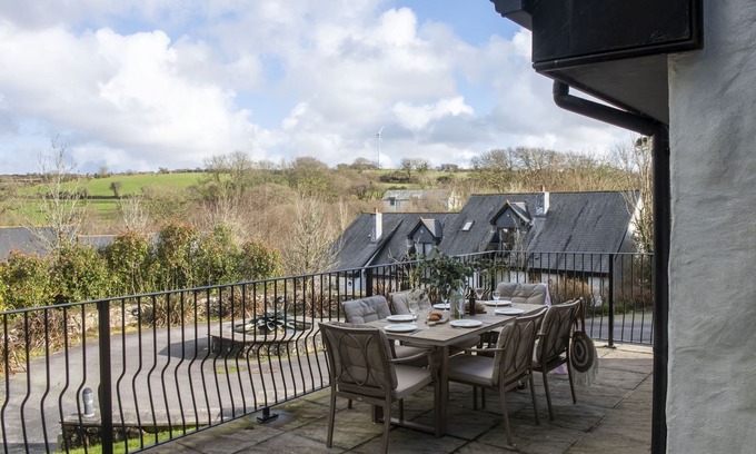 St Wenn House | Lodge 21, Hustyns - a lodge that sleeps 6 guests in 3 bedrooms
