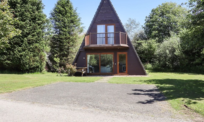 St Wenn Cottage | Discover Lodge 22: Family-Friendly Retreat in Bodmin Park