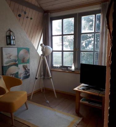 Burgstaaken Apartment | Oceanfront Lodge 31: Guest Rated 9.3, Family Friendly Stay
