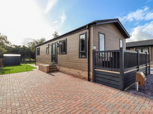 Martlesham Heath House | Family-Friendly Lodge 47: Guest Rated 9.7/10