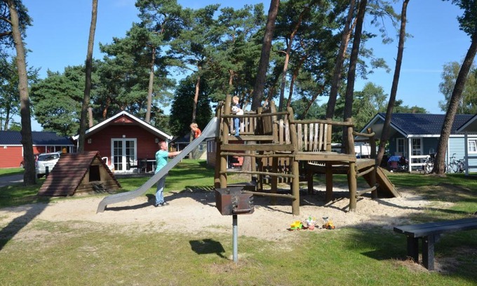 Reutum Other | Pet-Friendly Lodge for 6 at Camping de Molenhof