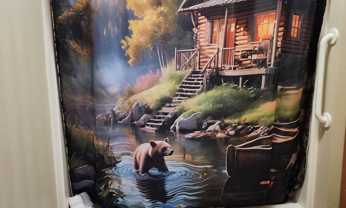 Tellico Plains Hotel | Premium Comfort at Lodge at Tellico with Spa & Breakfast