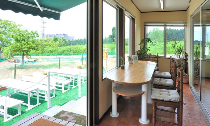 Maiko Hotel | Discover Lodge B&W: Guest Rated 9.2 with Premium Amenities