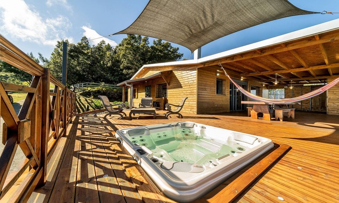 Saint-Leu Ski Chalet | Serene Lodge in the Heart of the National Park