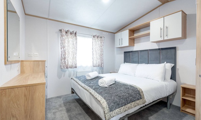 Strathkinness House | Perfect Getaway at Lodge 13 The Silverdale Near St Andrews